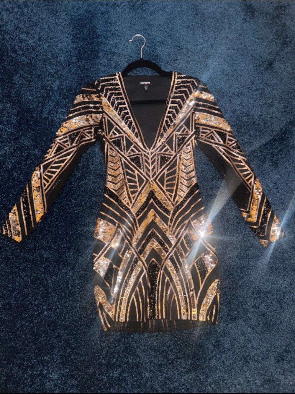 Express Black & Gold Sequin Geometric V-Neck Mini Dress